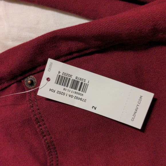 NWT Old Navy Burgundy Skinny Jeans - Picture 2 of 3